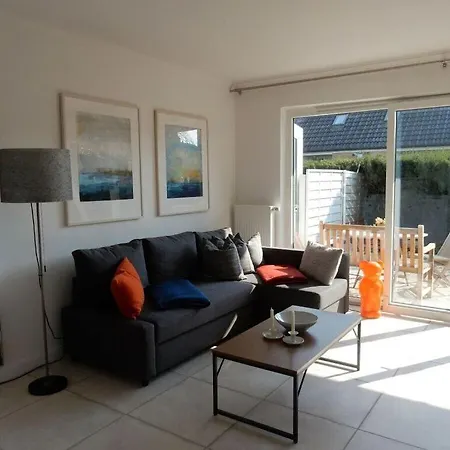 Comfortable Near The Beach Holiday home